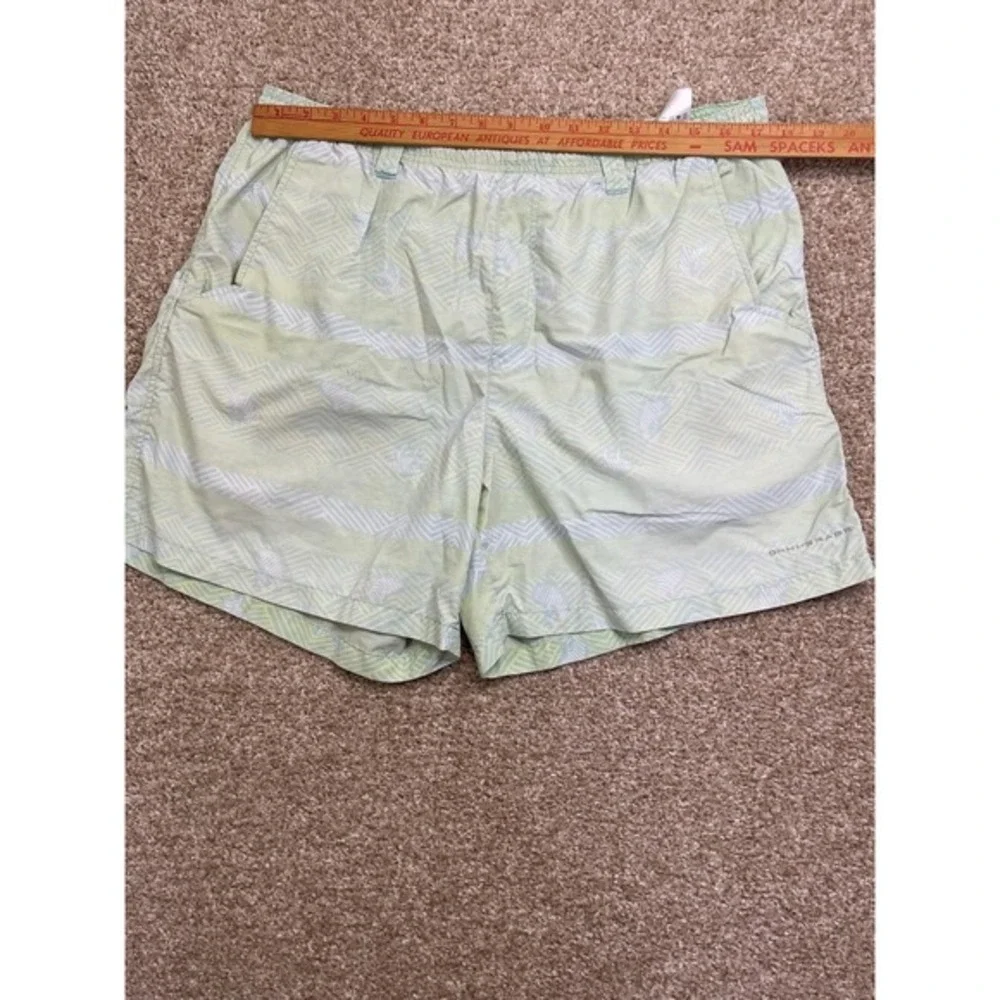 Columbia PFG Men's Lime Omni‎ Shade Mesh Lined Shorts  8